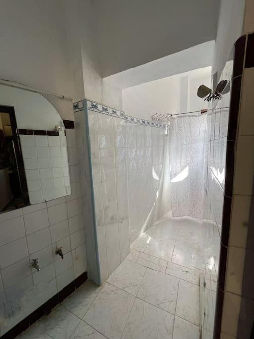 Mehek Apartment Asilah Bagian luar foto