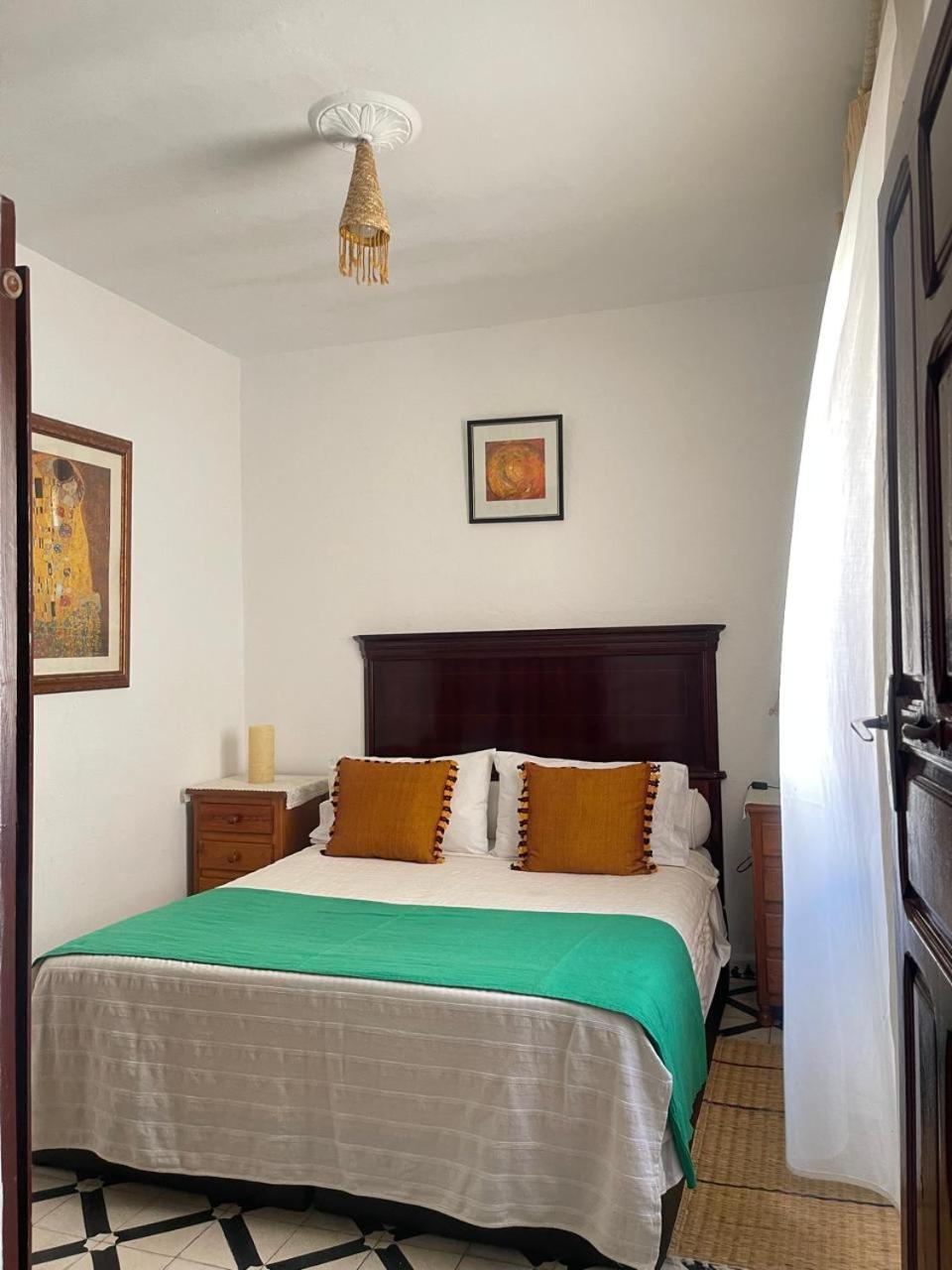 Mehek Apartment Asilah Bagian luar foto